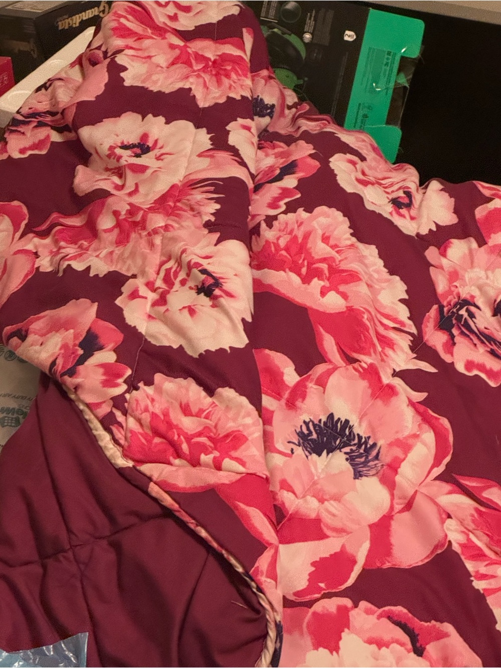 PINK Victoriaβs Secret vintage Floral Pink Plum Reversible Comforter blanket